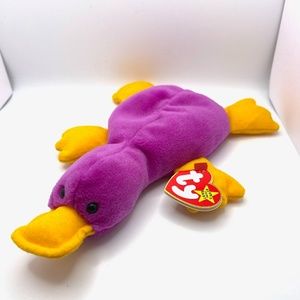 TY Patti Platypus Beanie Baby, plush platypus doll